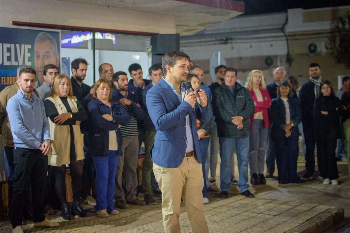 Con equipo, con gestión, con más fuerza y con más ganas salimos a renovar la confianza. En Casupá y Florida VAMOSPORMAS👊✨

#LuchoAlcalde 
#PájaroIntendente