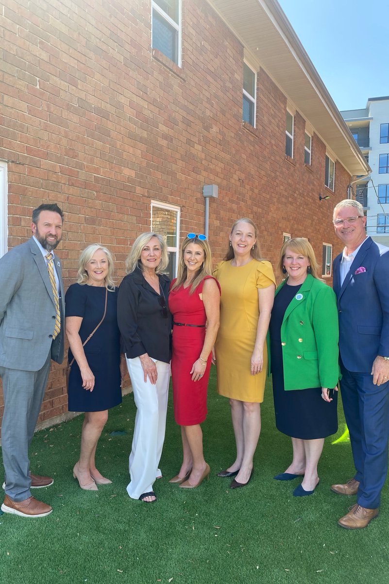 ReadyStartJeff's tweet photo. We celebrated the opening of Beary Cherry Tree's 5th building! The center is part of JRSN’s high-quality network &amp; has been in Jefferson Parish since 1974. Congratulations to owner Paula Polito, PhD, MBA, on this exciting milestone and 50 years of serving our parish’s children! https://t.co/T0ceKTGtCt