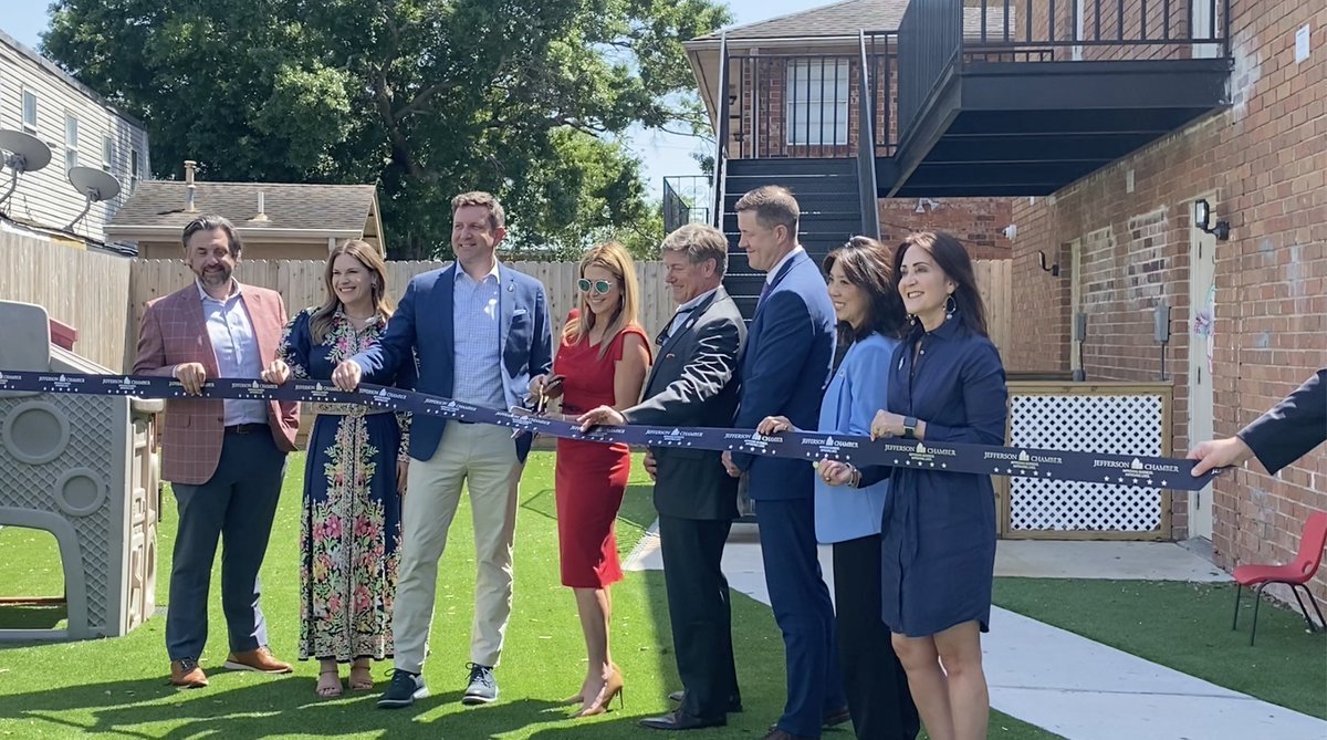 ReadyStartJeff's tweet photo. We celebrated the opening of Beary Cherry Tree's 5th building! The center is part of JRSN’s high-quality network &amp; has been in Jefferson Parish since 1974. Congratulations to owner Paula Polito, PhD, MBA, on this exciting milestone and 50 years of serving our parish’s children! https://t.co/T0ceKTGtCt