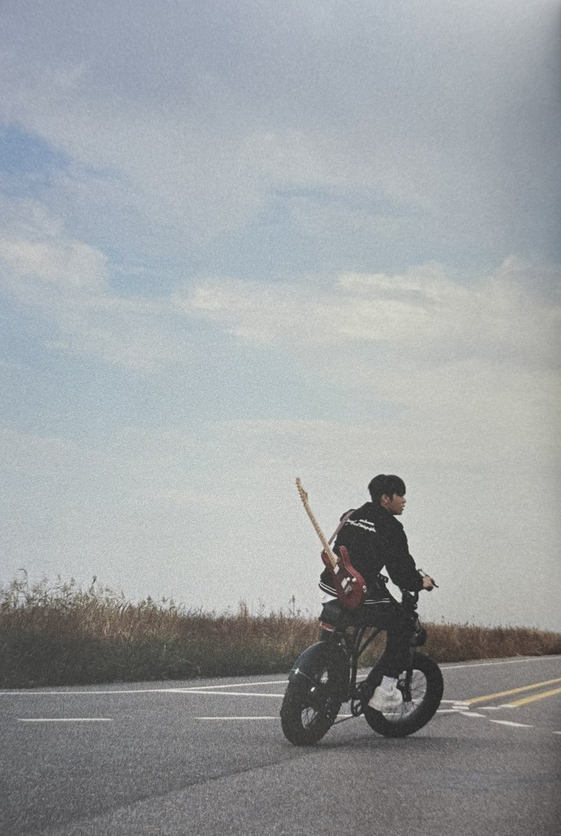 LQ_P_JWOO's tweet photo. 타임트래블 메이킹북클립 #박정우 https://t.co/QEkgvtSmSh