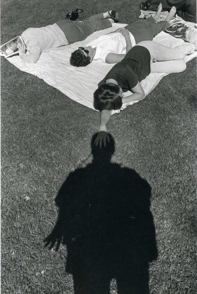 eyeonaxis's tweet photo. Lee Friedlander's shadow appreciation post https://t.co/56595SNm57