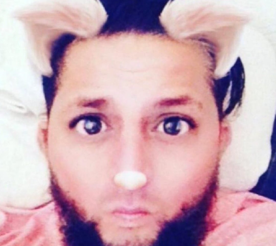 MielenLetras's tweet photo. @lateMeDtruK Pinche vato asqueroso das asco lejos de estar ya viejo el saber que eres un homosexual de clóset que se esconde atrás de una cuenta de mujer hahaha y en tu cuenta @LaVerrugaDeMade criticando mujeres como toda una señora chismosa no cambias hahahahahaha https://t.co/bRK0JYt8gS