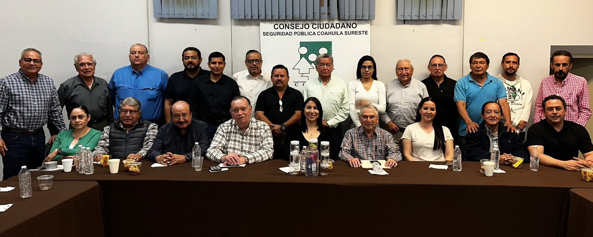 ConsejoCSPRS's tweet photo. EL Consejo Ciudadano contó con la participación de Lic. Gabriela Carrillo Ramírez, Directora General del Centro de Investigación Estratégica contra el Narcomenudeo. Con la exposición de estadísticas, casos, repercusiones en la salud y acciones en prevención. 10/04/2025 https://t.co/8LynEyFw0U