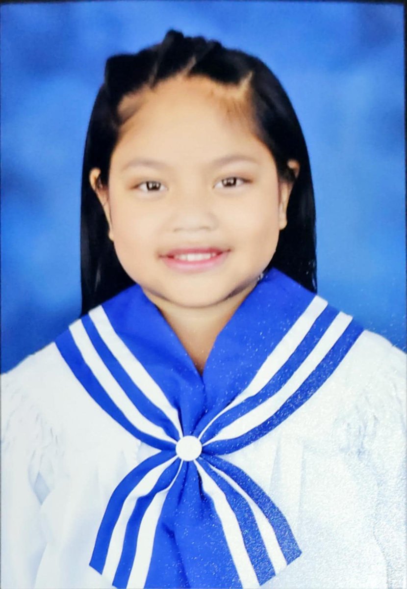 SShow58641's tweet photo. Moving Up T@nga. Hahaha.
Congratulations, Anna! Bye Kinder, hello Grade school. #KAIAversity #TANGAbyKAIA #KAIA https://t.co/jBXVe6iP75