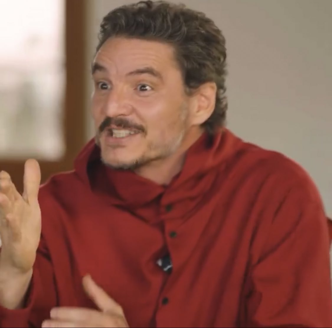 nashndiaz's tweet photo. pedro pascal brings so much joy into the world and you're gonna sit here and tell me you don't like him just because he is finally getting his big break??? why not just bask in his joy with him???? https://t.co/kjluSnmlDw