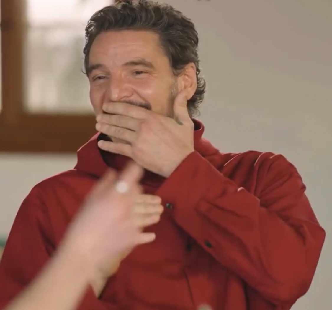 nashndiaz's tweet photo. pedro pascal brings so much joy into the world and you're gonna sit here and tell me you don't like him just because he is finally getting his big break??? why not just bask in his joy with him???? https://t.co/kjluSnmlDw
