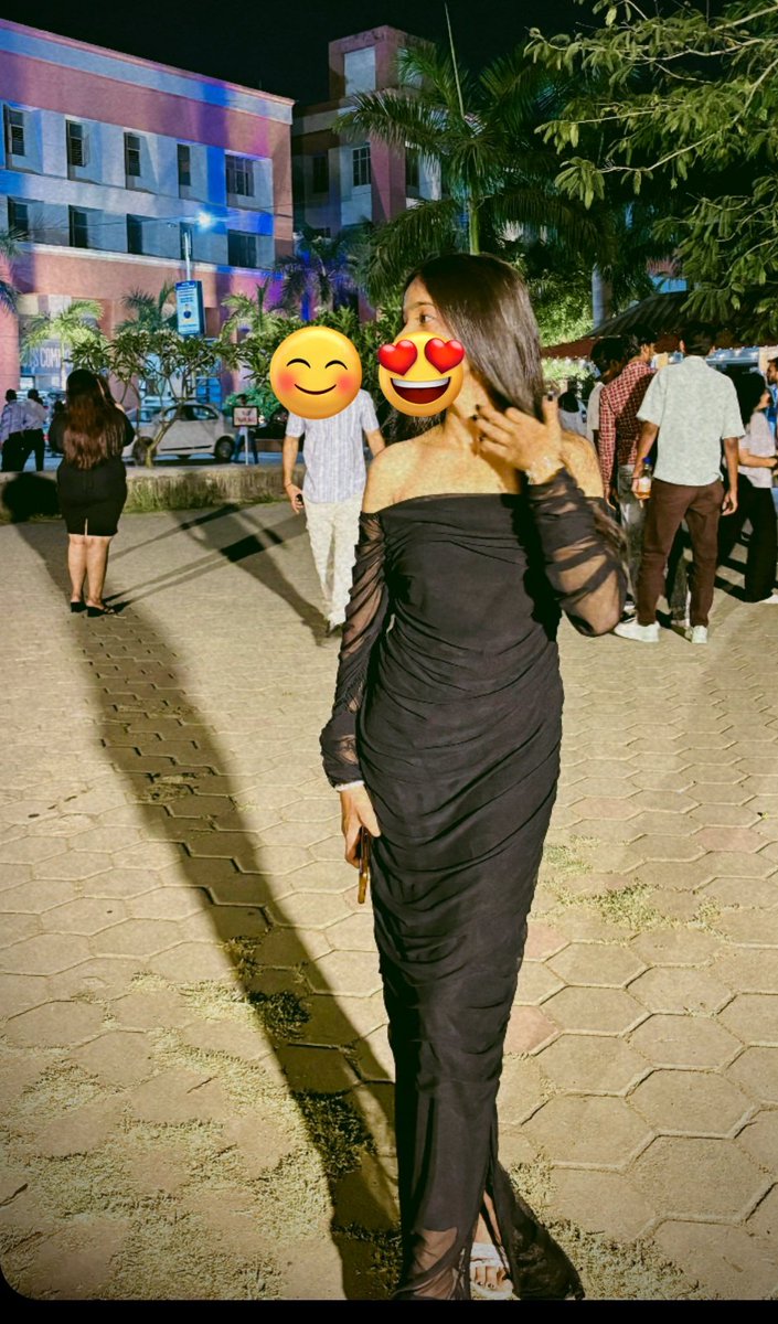 prachi_0011's tweet photo. Rate my look👀 https://t.co/6C6ghY5AAt