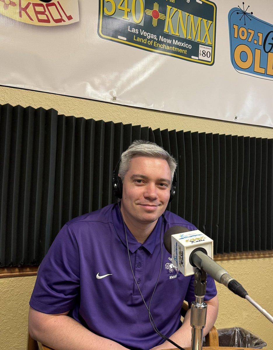 NMHU Athletics (@nmhu_athletics) on Twitter photo ๐๏ธ Coach <a href="/ZachSettembre/">Zach Settembre</a> on our weekly radio show this afternoon in Las Vegas.
#ThisIsHighlands ๐๏ธ Coach <a href="/ZachSettembre/">Zach Settembre</a> on our weekly radio show this afternoon in Las Vegas.
#ThisIsHighlands