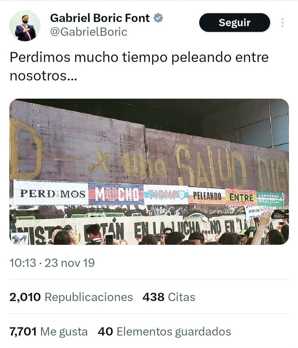 RiveraTarque's tweet photo. Prohibido olvidar que este imbécil apoya a los delincuentes de las barras bravas!

Las barras bravas son el gran cáncer del futbol nacional.

#ColoColo 
#monumental
#LaGB
#Garrablanca https://t.co/JADjWdF1YV
