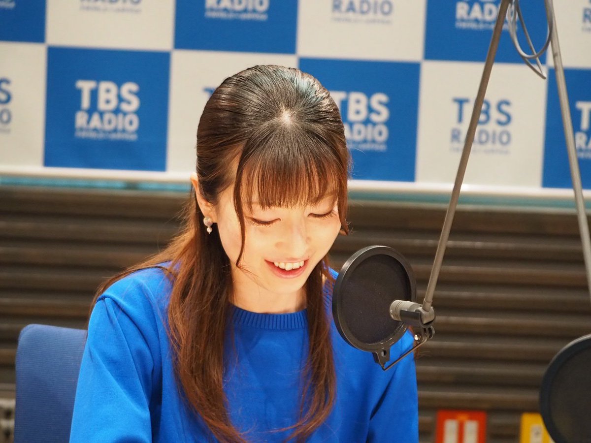 TBSR_SHOPPING's tweet image. 4/11(金)のTBSラジオショッピングでは
「MEフェアリーセラムマスク」をご紹介✨
楽な取り出し構造でサッと貼れる!
本格的な美容液を簡単にご使用いただくために、「化粧水」「美容液」「乳液」「パック」「保湿液」をこのパック1枚に詰め込みました!
#TBSラジオ #耳金