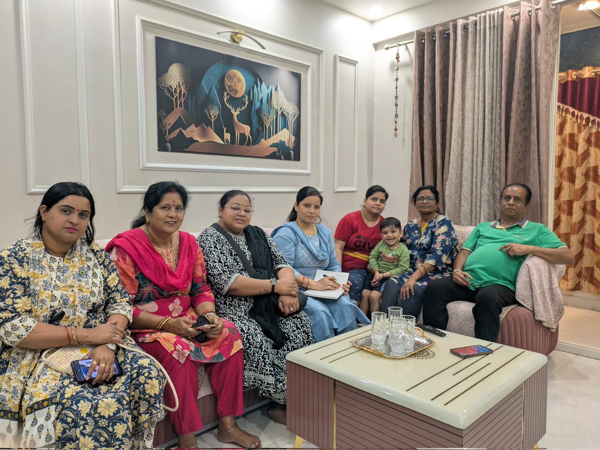 Sangeeta Tiwari sanatani 🕉 मोदी का परिवार tweet media