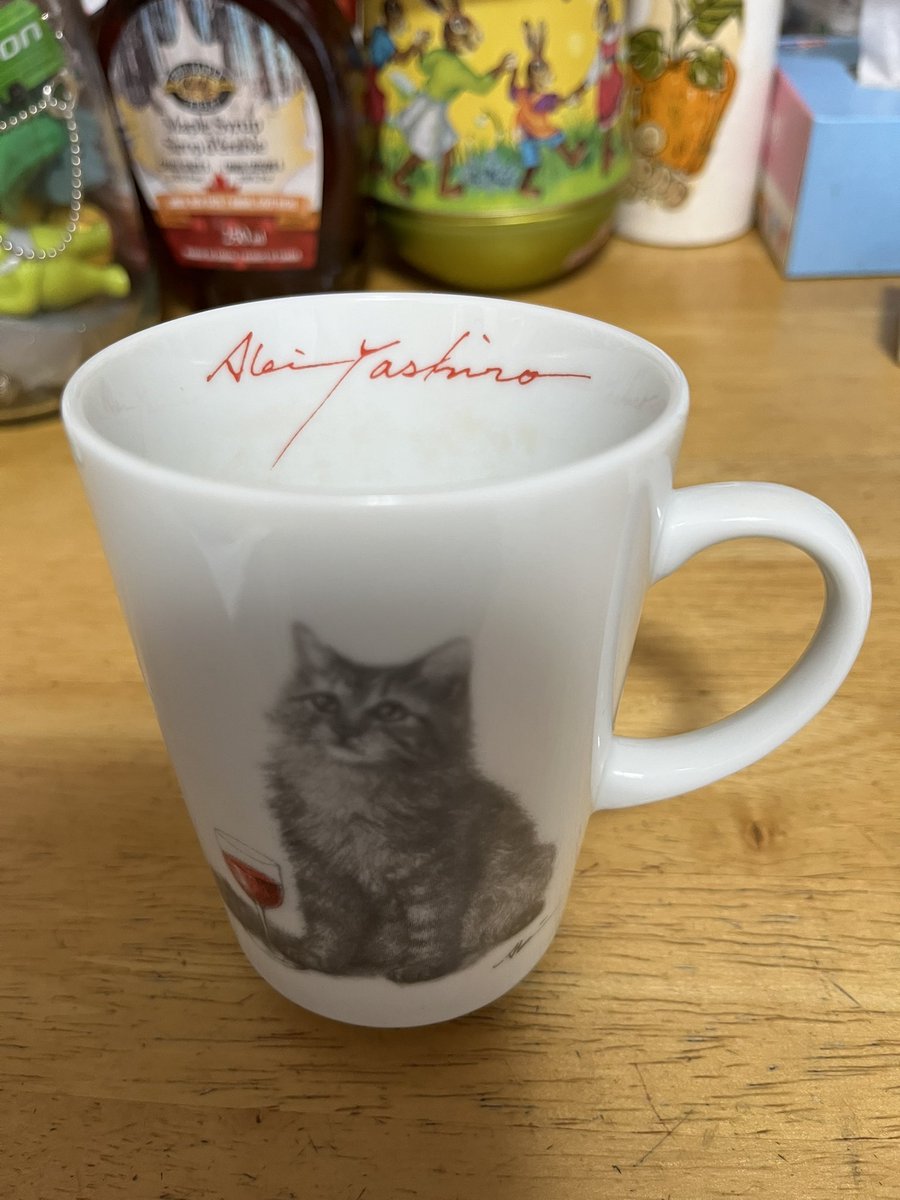 <a href="/livedoornews/">ライブドアニュース</a> ファンはヌード写真なんて欲しくない
これは亜紀さんが愛猫を描いたマグカップ
こうゆうほうが嬉しい
#八代亜紀
#マグカップ
