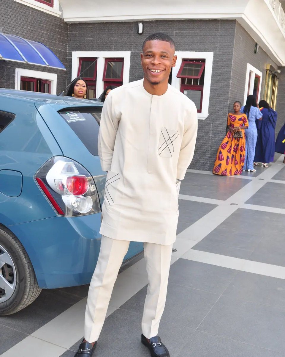 iyam_bobby's tweet photo. @Miemiedoo Ajah https://t.co/g9UMwkC5NQ
