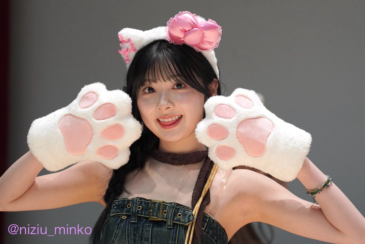 バカかわいい猫みーぴん🎀🐰🎀 #NiziU #MIIHI #ミイヒ #MIIHI_bubble