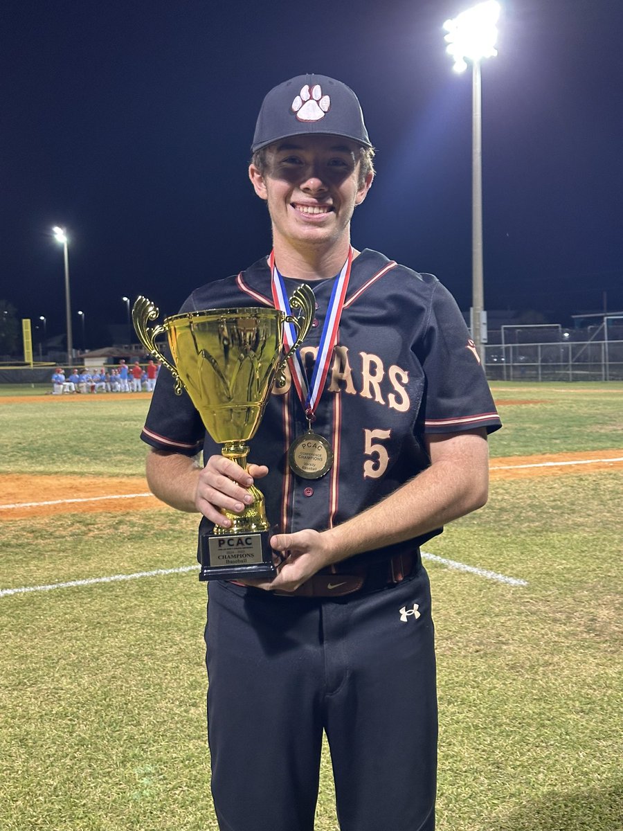 Luke Neubauer tweet media