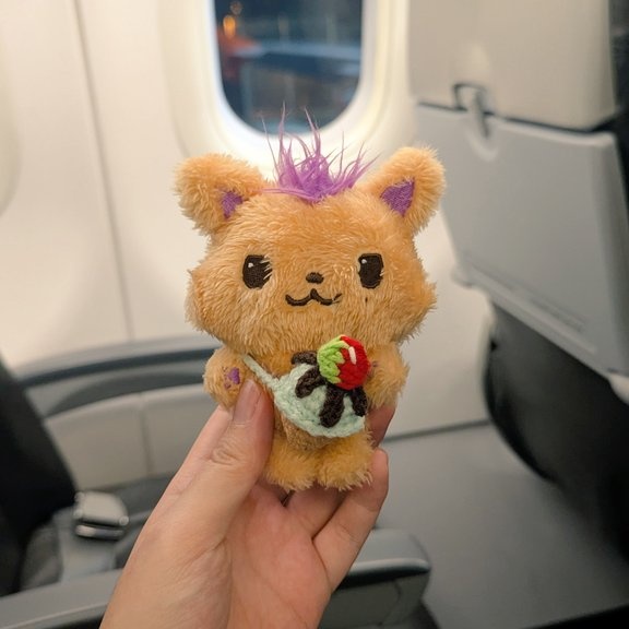 caramilktea's tweet photo. #Sioning airport fashion
TAOBAO
Mint Strawberry Ice cream Sling bag
CNY 14.99¥
#sioningtravels https://t.co/4JqRoLr7R1