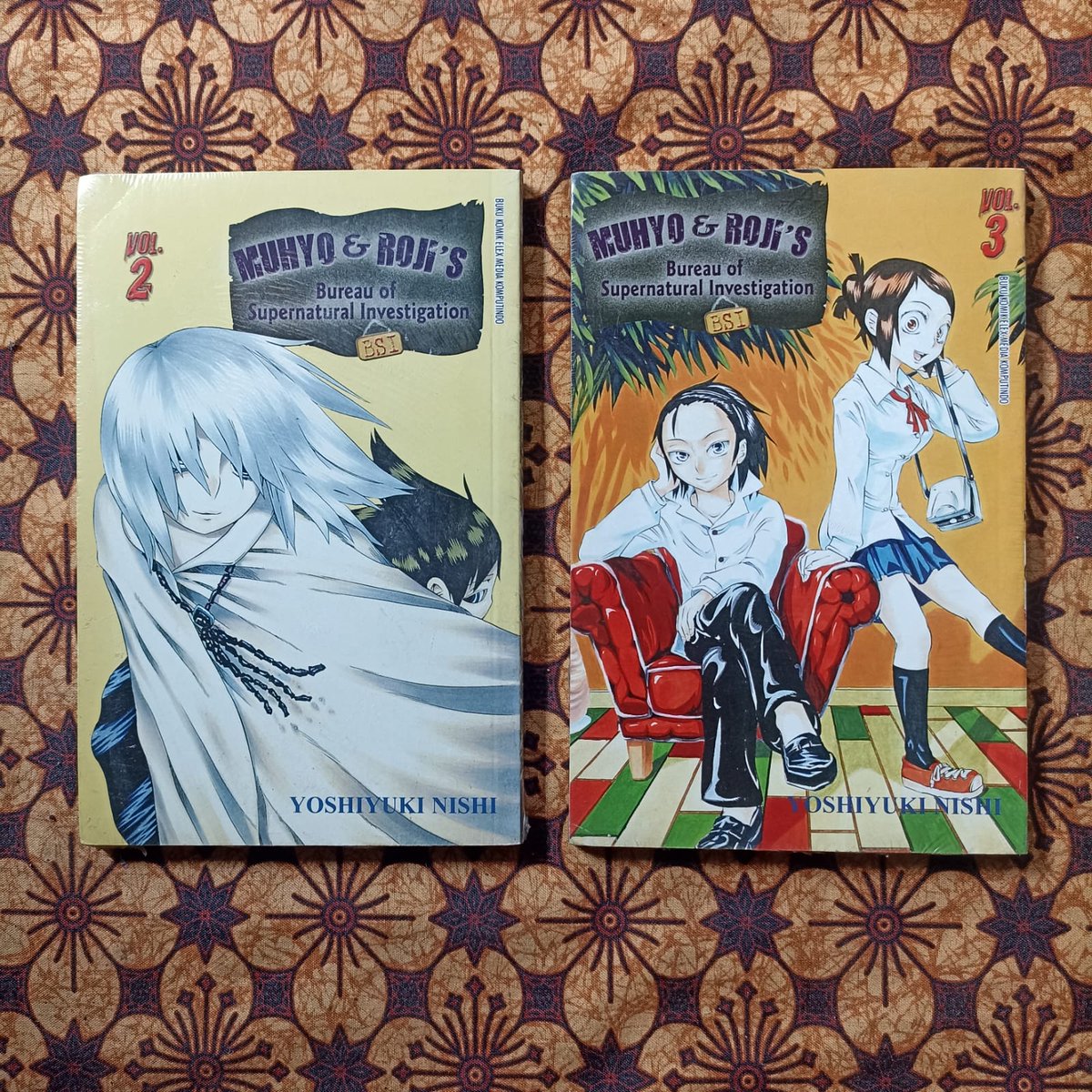 GedebookYogya's tweet photo. MUHYO &amp; ROJI's BUREAU of SUPERNATURAL INVESTIGATION 
Yoshiyuki Nishi - Elex Media
Segel 12.5k/ buku; no. 2, 3

🟠
https://t.co/hbvEkAYL9g

🟢
https://t.co/zNvDTP5qop https://t.co/2VSvwxcgUv