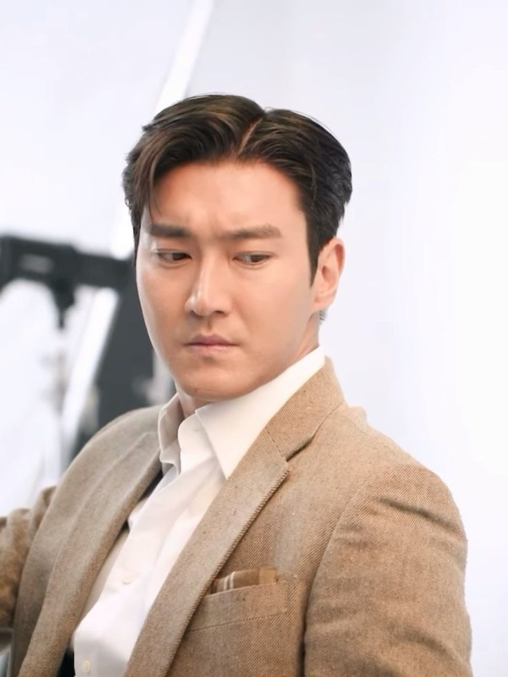 daily407's tweet photo. #최시원 #Siwon #SiwonChoi #崔始源 #シウォン@siwonchoi https://t.co/w4pijpQF2L