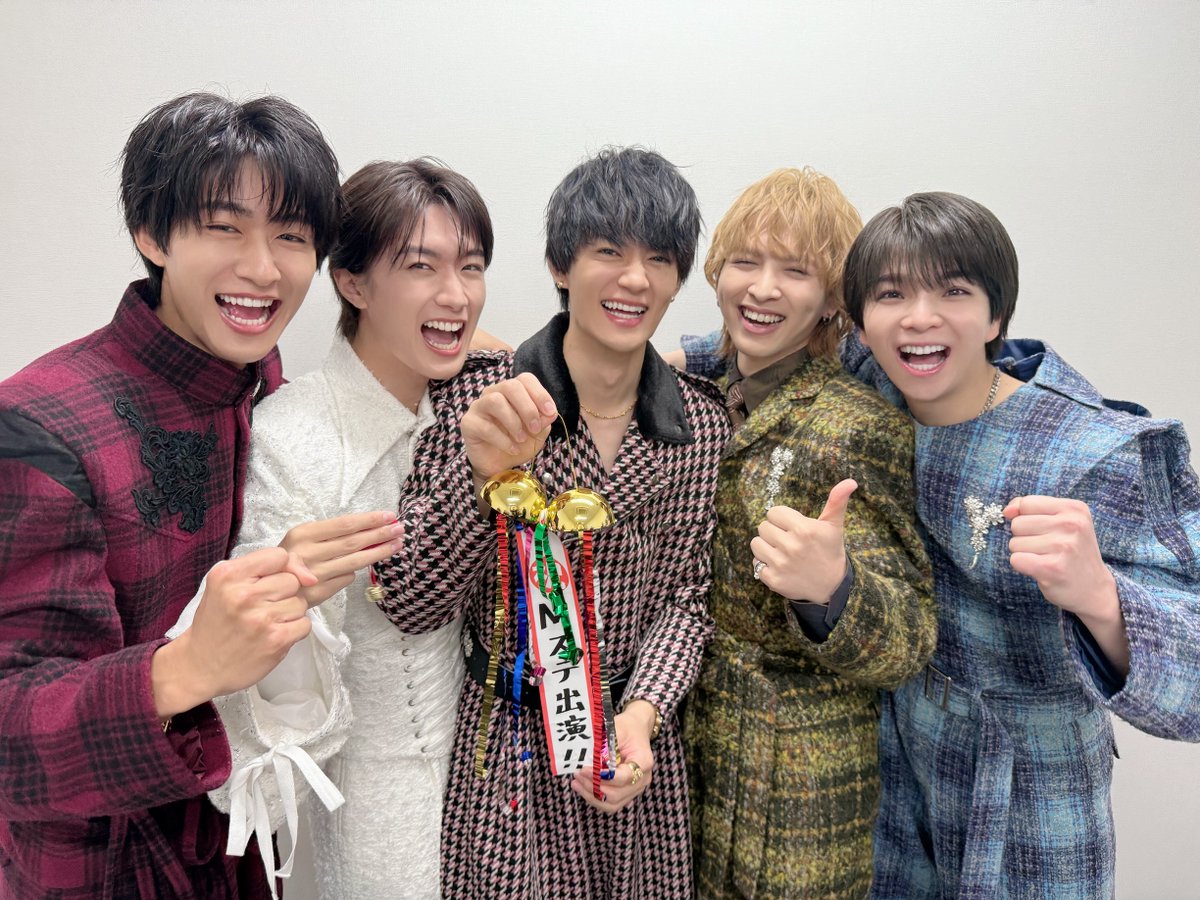 M!LK OFFICIAL (@milk_info) on Twitter photo /
いよいよ今夜放送🎉
\
テレビ朝日「ミュージックステーション2時間SP」
本日20:00〜放送です!
放送まではこちらのタグで盛り上げてください♬
#MステMILKすごイイじゃん
放送中のハッシュタグは直前にお知らせします📣
お楽しみに!
#Mステ <a href="/Mst_com/">music station</a>
#MILK
#佐野勇斗 #塩﨑太智 #曽野舜太 /
いよいよ今夜放送🎉
\
テレビ朝日「ミュージックステーション2時間SP」
本日20:00〜放送です!
放送まではこちらのタグで盛り上げてください♬
#MステMILKすごイイじゃん
放送中のハッシュタグは直前にお知らせします📣
お楽しみに!
#Mステ <a href="/Mst_com/">music station</a>
#MILK
#佐野勇斗 #塩﨑太智 #曽野舜太