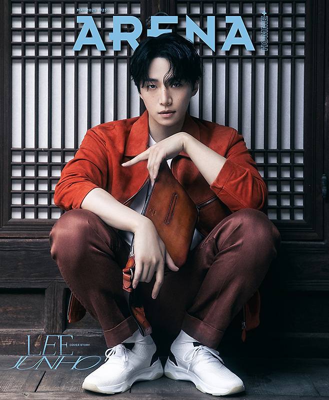 <아레나> 5월호 커버를 장식한 이준호 

v.daum.net/v/202504111201…
arenakorea.com/arena/article/…

#아레나 #ARENA #아레나옴므플러스 #5월호 
#이준호 #준호 #LEEJUNHO #JUNHO