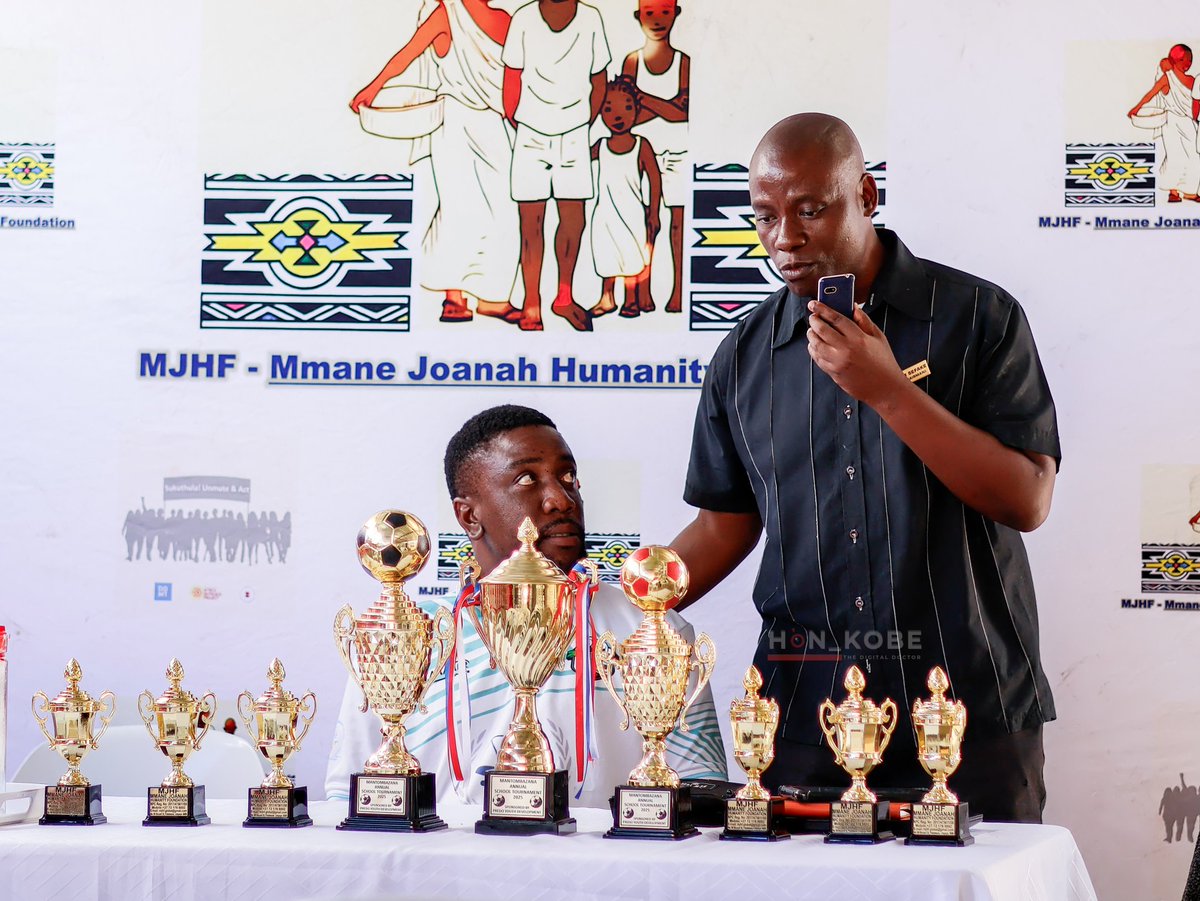 PredoSurprise's tweet image. Mantombazana Foundation Media Brifeng in seshego 

Today Predo Youth Development &amp;amp; Mane Johanna Humunity Foundation handed over  9 trophies to mantombazana foundation primary and high schools tournament  
predo.co.za