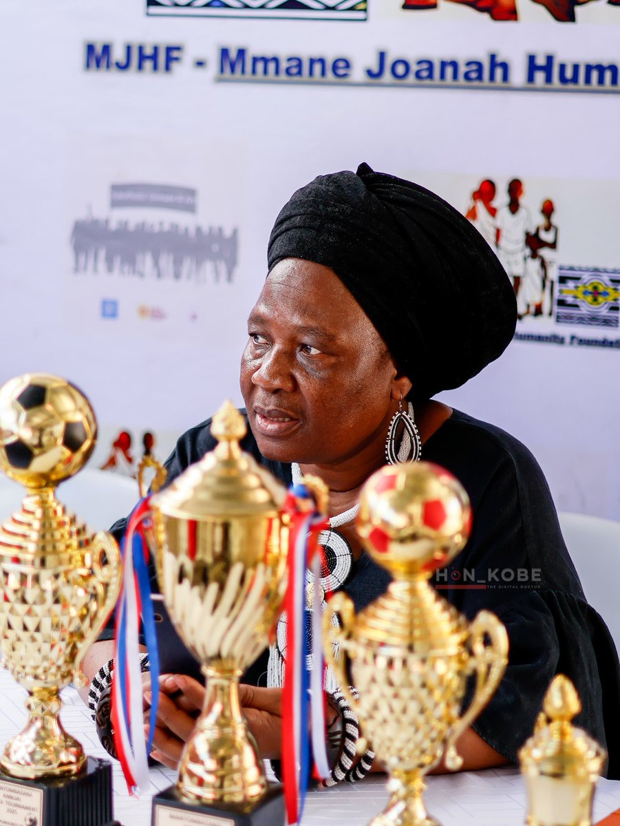 PredoSurprise's tweet image. Mantombazana Foundation Media Brifeng in seshego 

Today Predo Youth Development &amp;amp; Mane Johanna Humunity Foundation handed over  9 trophies to mantombazana foundation primary and high schools tournament  
predo.co.za