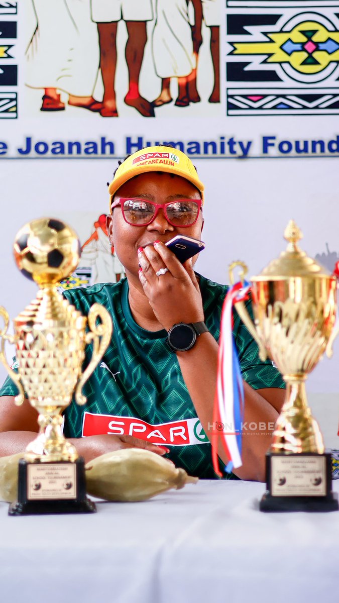 PredoSurprise's tweet image. Mantombazana Foundation Media Brifeng in seshego 

Today Predo Youth Development &amp;amp; Mane Johanna Humunity Foundation handed over  9 trophies to mantombazana foundation primary and high schools tournament  
predo.co.za