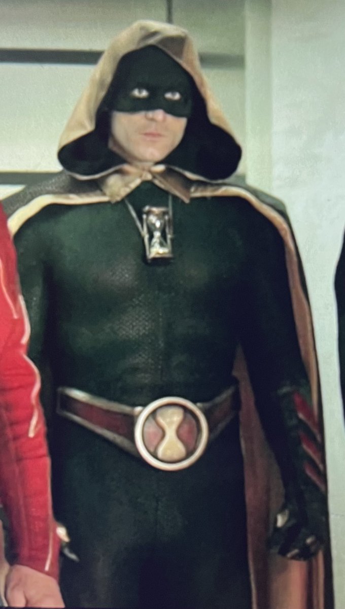 Iris_la_Belleza's tweet photo. My King @LouFerrignoJr looks irresistible as Hourman. @MarvelStudios here’s your One-Above-All, Hyperion or Hercules. You won’t be disappointed. #SexiestManAlive #BreathtakinglyBeautiful #Hourman #RexTyler #WeStandWithLou #MiPapi #PutRespectOnHisName #LOunatic #ourLOUnaticleader https://t.co/NJzxj196gr