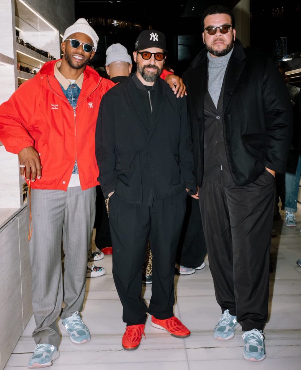 OnRee_'s tweet photo. @RonnieFieg We saw them early 👀 https://t.co/s6dsEtQAaH
