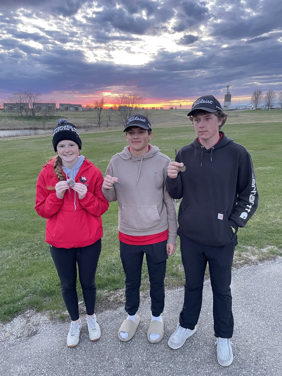 Raider golf wins tonight in tough windy conditions with a 179.  Tanner Streit won the card off for medalist with a 42 and Trevin Victor was runner up medalist with a 42.  Raiderettes get the win with a 206 and Jaylee Shaffer was medalist with a 44.