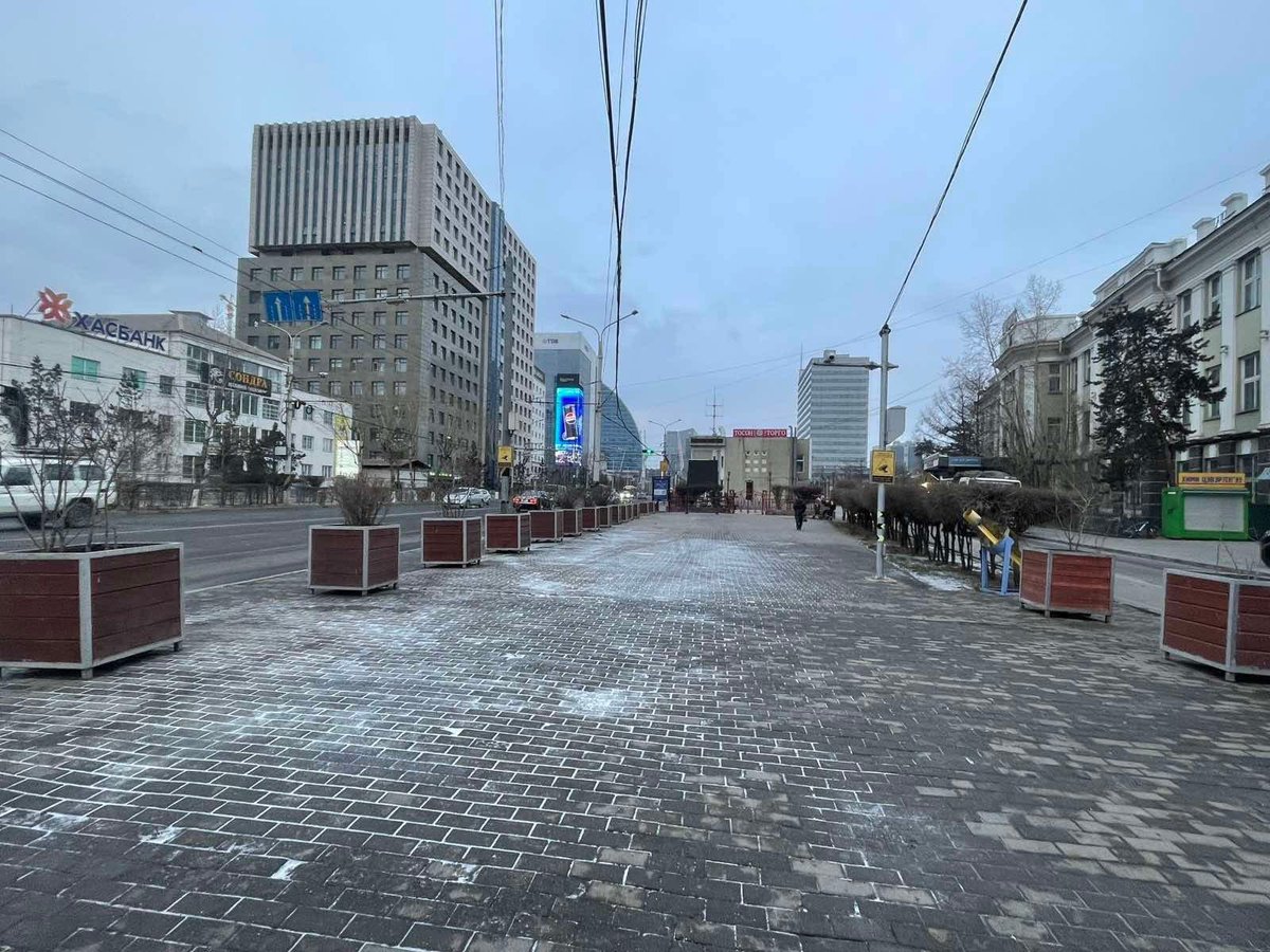 Ийм бсан Багшийн дээд өнөөдөр цэлийсэн бна даа