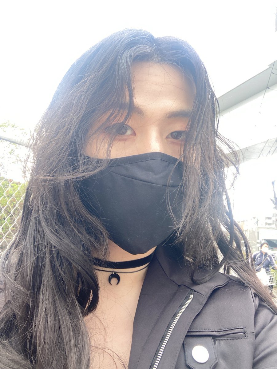 お出かけ！
髪の毛すごいことになってる！笑
#女装・男の娘 #なんば