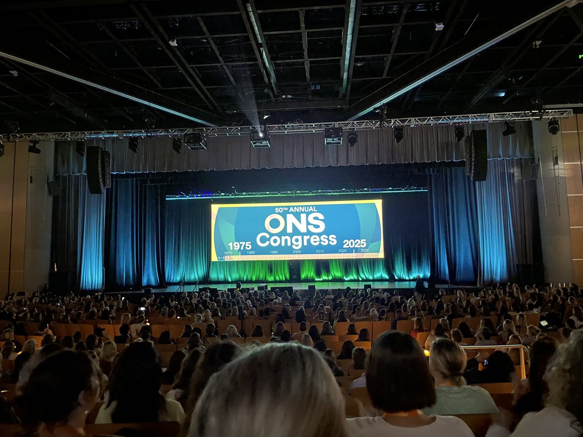BrunaTirapelli's tweet photo. Celebrating 50 years of ONS with my fellows Brazilians Oncology Nurses 🇧🇷
@oncologynursing https://t.co/zE8OrSFvQq