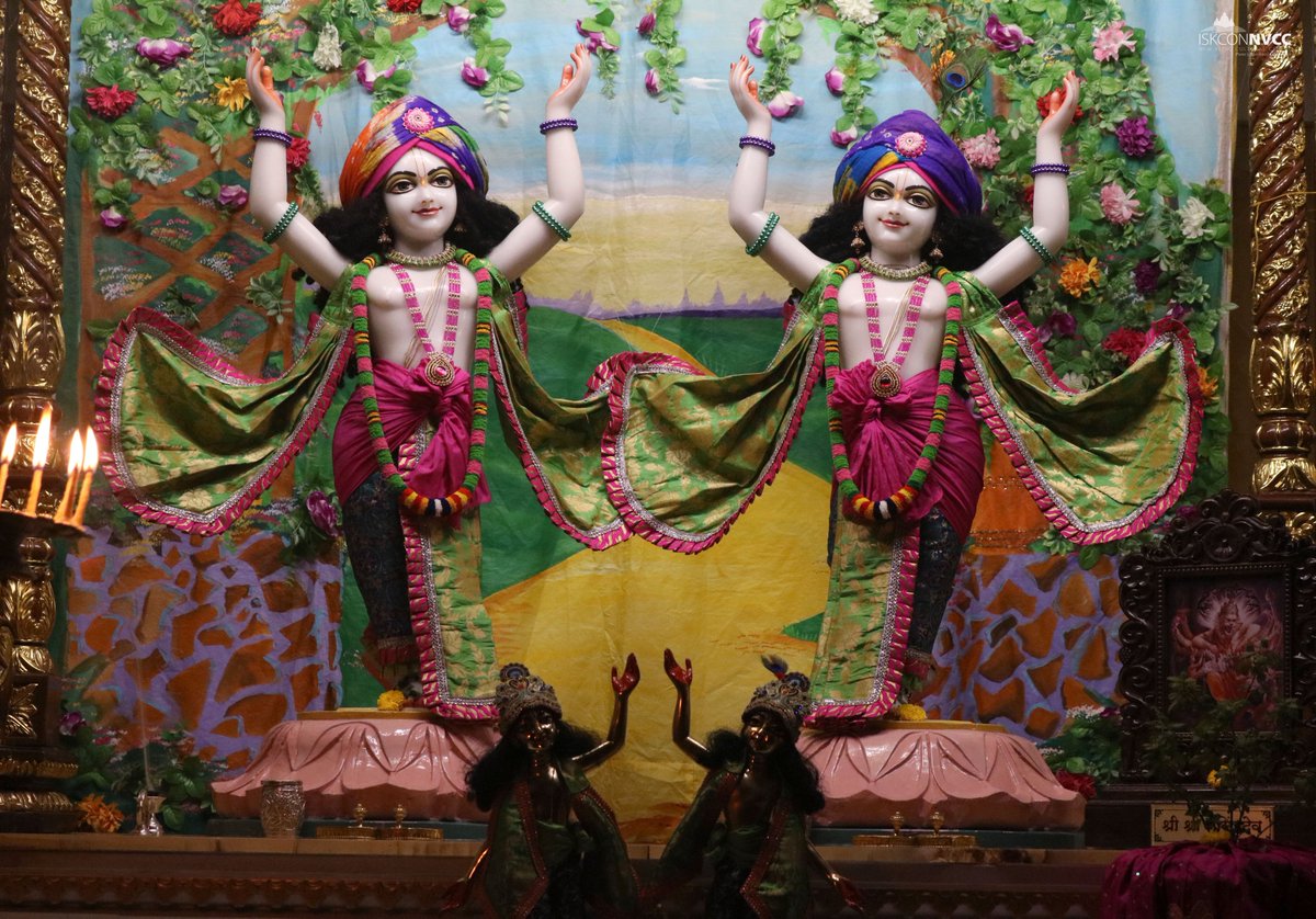 ISKCONPune's tweet photo. 🌷Mangal Arati Darshan🌷🗓11/04/2025🙏🚩@ISKCONNVCCPune🚩
.
.
#ISKCON #ISKCONNVCC #ISKCONNVCCPune #ISKCONPune
#11thapril #11thapril2025 #Friday #Vrindavan
#Harinaamsankirtan #Radheshyamdas #Radheradhe
#Sankirtan #Kirtan #Mayapur #Prabhupada #iskconmandir
#GVE #GovardhanEcoVillage https://t.co/4JJOSzC2nG