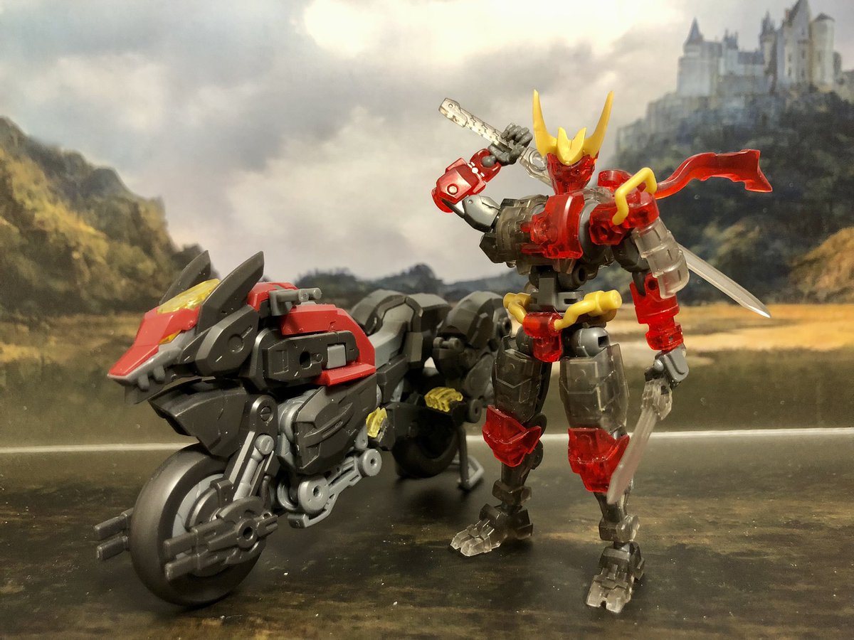 rpg_no's tweet photo. #NUMBER57
#アーマードパペット 「鬼火」&「影狼」
バイクから狼に完全変形!
いやもうこんなん大好物ですやん
非常酷! https://t.co/kxUDyx6qhC