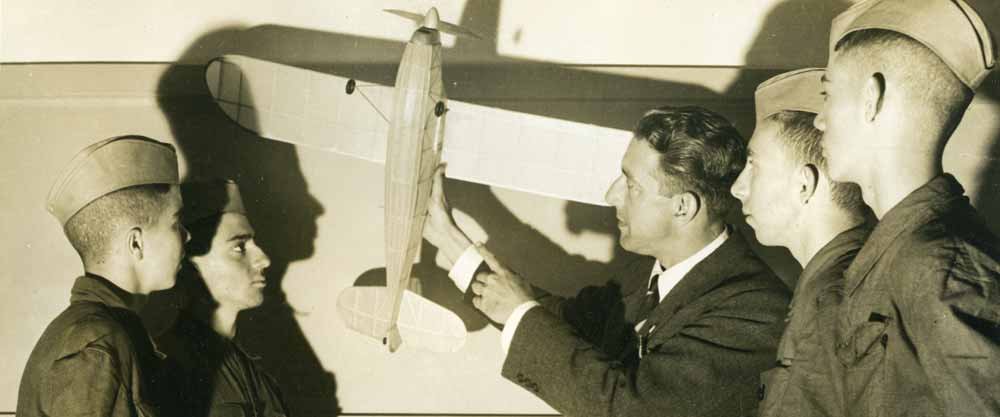 sentandoapua's tweet photo. Escola Técnica de Aviação: O Berço dos Especialistas da FAB - Força Aérea Brasileira - https://t.co/unb3uwjOjy

#aviação #militar #FAB #historia #EEAR @fab_oficial https://t.co/ZLkbWoNlsT