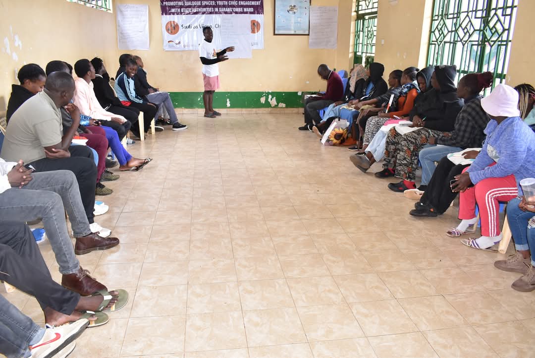 vincent_kenvin's tweet photo. Community Dialogue on Governance with the youth of kibra. https://t.co/PWlgKhRcct
