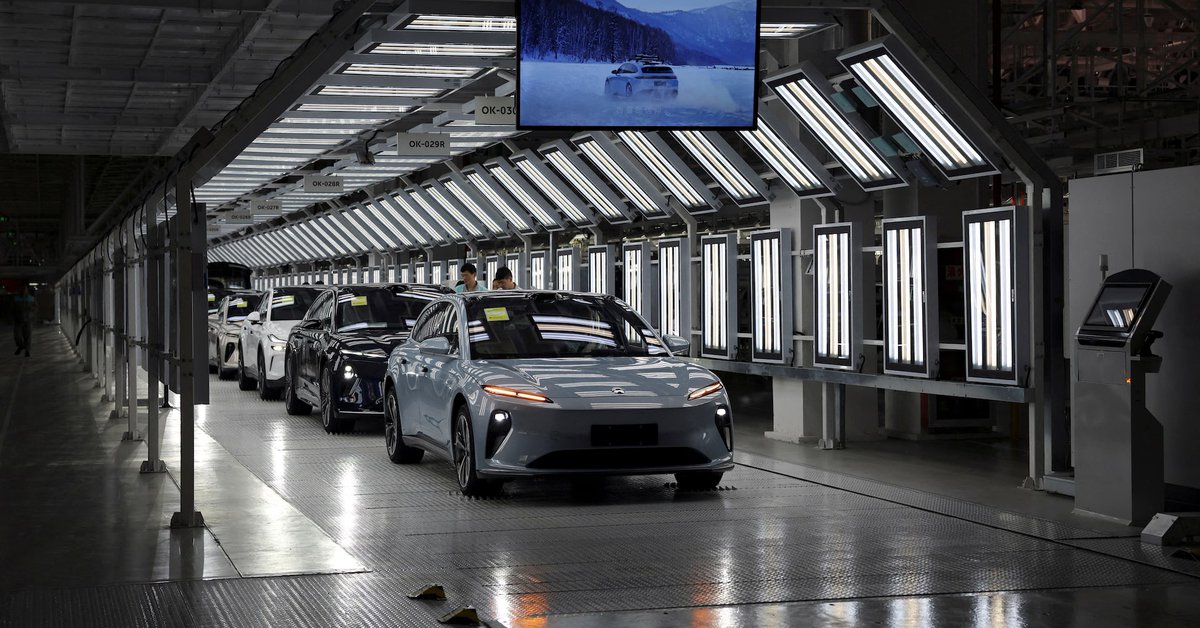 Reuters's tweet photo. The European Union and China have agreed to look into setting minimum prices of Chinese-made electric vehicles instead of tariffs imposed by the EU last year, a European Commission spokesperson said on Thursday. https://t.co/CJJ6cqdZpb https://t.co/0XiJUlRfBl