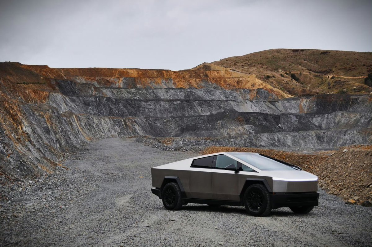 DriveGreen80167's tweet photo. Tesla China π¨π³ posted:
βCrossing deserts, glaciers, and highlands β
Itβs cool, itβs rugged, itβs S3XY.β
#CyberAdventure #OffRoadVibes $tsla #TeslaWallpapers #TeslaPhotography #ElectricExploration #S3XY #CyberCool #GlacierToDesert #EVJourney #China https://t.co/5MfrKsHsED