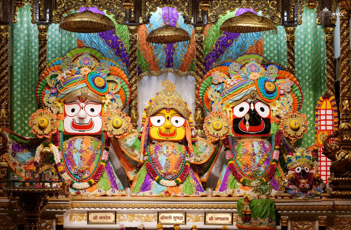 ISKCONPune's tweet photo. 🙏🏽Today's Darshan 📿 🗓11-04-2025🙏
🌷Sri Sri Jagannath Baldev Subhadra🌷
🚩@ISKCONNVCCPune🚩
.
.
#ISKCON #ISKCONNVCC #ISKCONNVCCPune #ISKCONPune
#11thapril #11thapril2025 #Friday #Vrindavan
#Harinaamsankirtan #Radheshyamdas #Radheradhe
#Sankirtan #Kirtan #Mayapur #Prabhupada https://t.co/NxPheNvl30