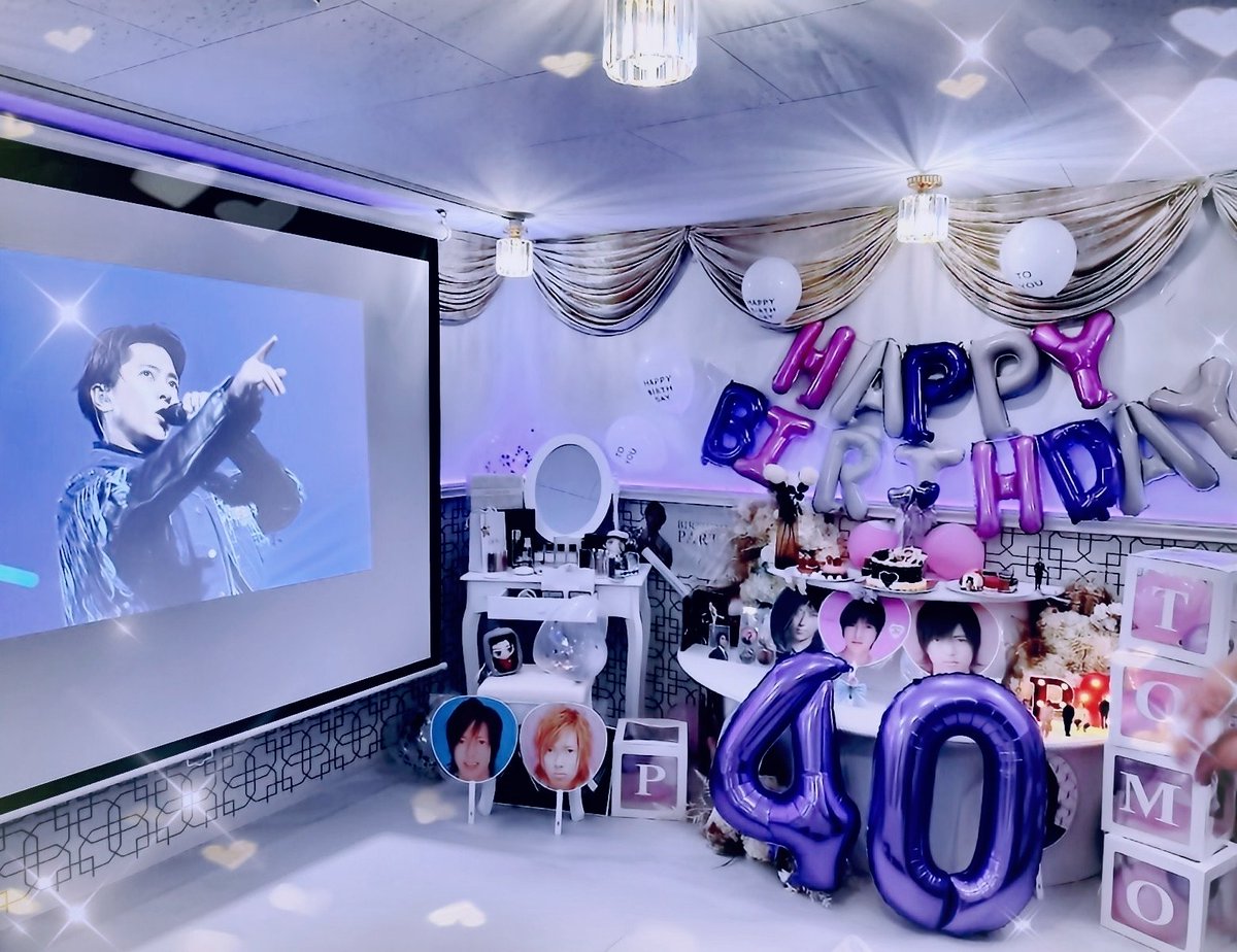 code04blue09's tweet photo. HAPPY 40th BIRTHDAY,
TOMO 💜 
挑戦を 冒険心を 忘れない
少年のようなキラキラした瞳で✨いつも綺麗な空気を纏っている山Pを尊敬しています
撒いた種からどんなお花が咲くかワクワク✨
実り多き1年になりますように✨
これからもずっと大好き💜
#山下智久生誕祭
#山下智久誕生祭0409
@Tomohisanine https://t.co/iTM0R3prB0