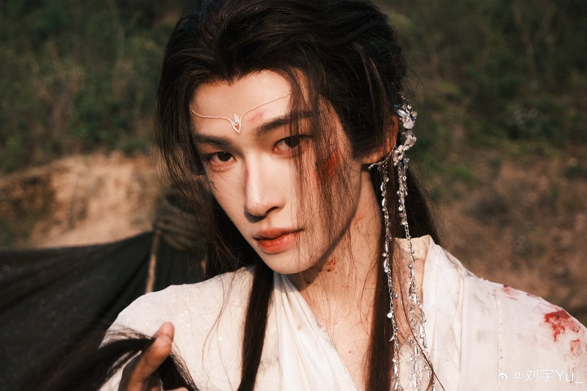 nisrinazalfa94's tweet photo. #LiuYu shares snaps as he wraps filming for #VeilofShadows

More - https://t.co/PpgSQn8YA3… https://t.co/nSw53FZneo
