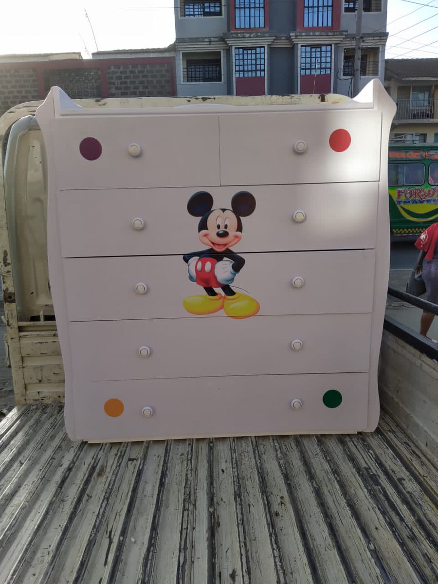 brianohanga's tweet image. Chest of Drawers
Price: kshs 14,999/=
Call/WhatsApp: 0711704693.

We deliver countrywide.

Boina MPESA  #ASUTwitter Mpigs #RutoMustGo  Butere Girls Onana Malala #VibesCheck #SoilHealthContest #KifoKisimani Shackles of Doom Sarafina Gen Alpha Literature 

Order now