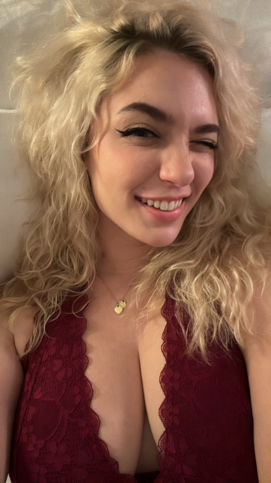 gooooodnight 😘🥰 https://t.co/HPbhZBBRMv