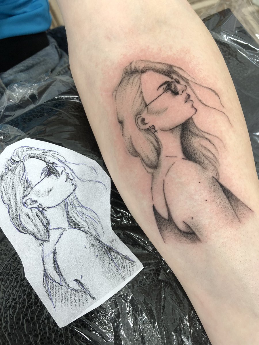 Скетчи 2019 года в дело пошли 
#tattoo #art #drawing