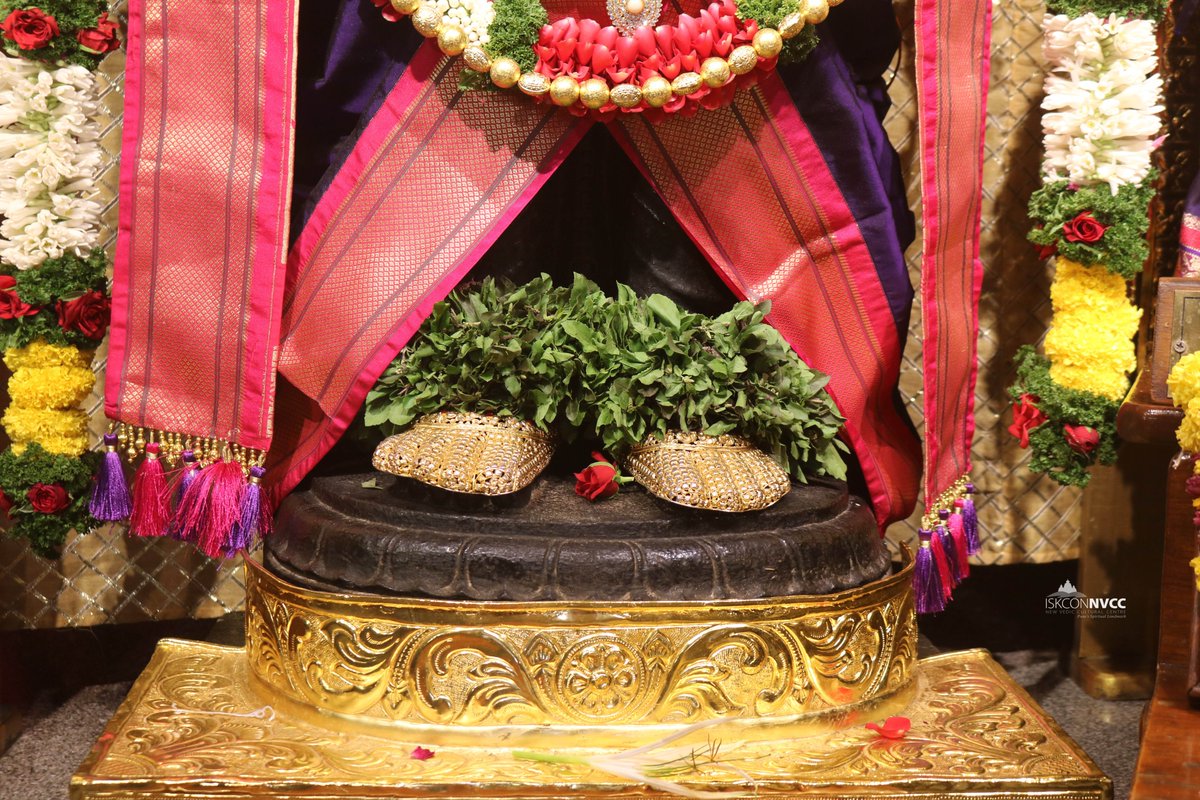ISKCONPune's tweet photo. 🙏🏽Today's Darshan 📿 🗓11-04-2025🙏
🌷Sri Balaji🌷
🚩@ISKCONNVCCPune🚩
.
.
#ISKCON #ISKCONNVCC #ISKCONNVCCPune #ISKCONPune
#11thapril #11thapril2025 #Friday #Vrindavan
#Harinaamsankirtan #Radheshyamdas #Radheradhe
#Sankirtan #Kirtan #Mayapur #Prabhupada #iskconmandir
#GVE https://t.co/daMlEcC34V