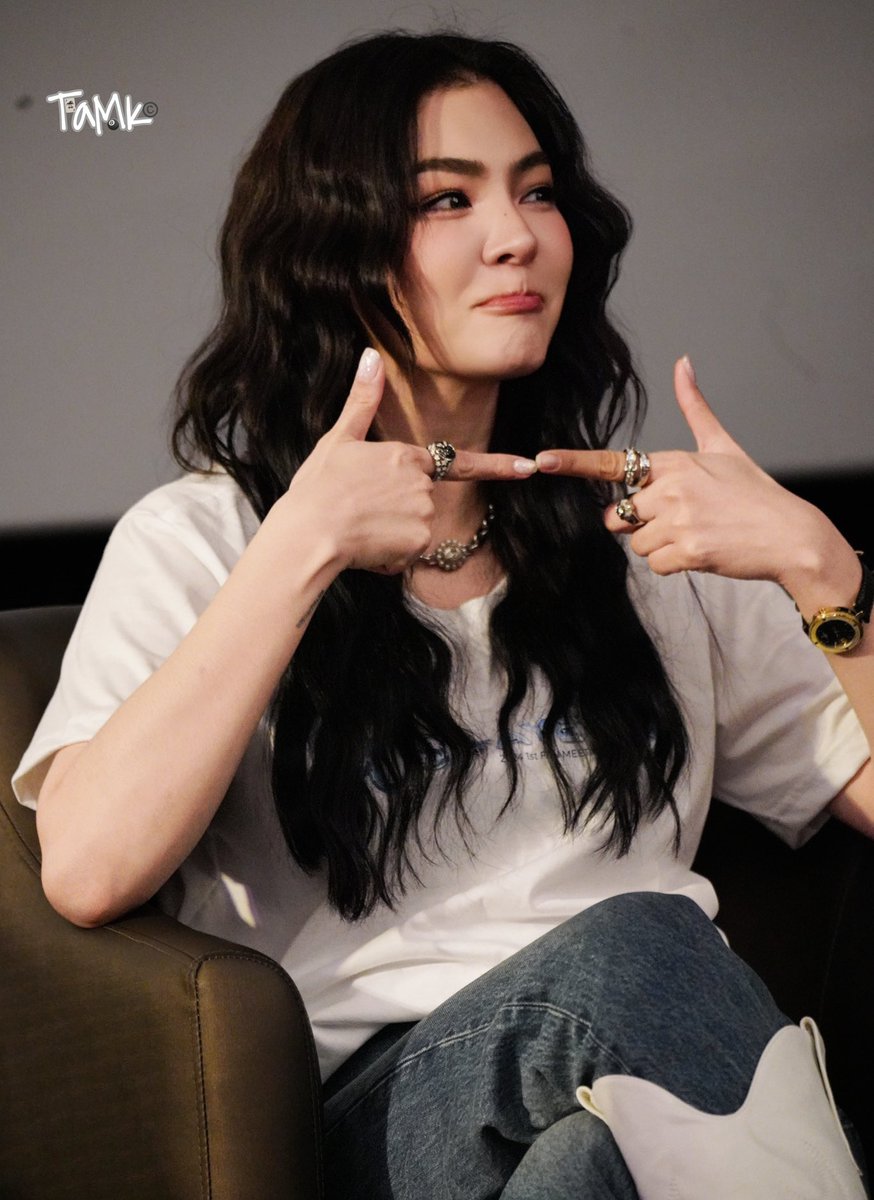 Can you drop the cutest photo of Mali in your gallery?

HERE FOR FAYE PERAYA 
#FayeAppreciationDay 
#ฝ้ายโยโกะ #FayePeraya