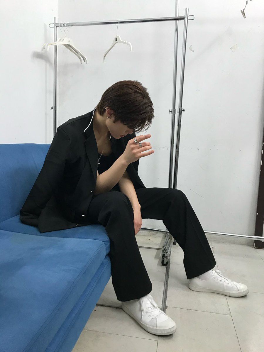 WUZO_BLITZERS's tweet photo. [📷][#JUHAN_RAID]

성냥 팔아요

#블리처스 #BLITZERS #주한 #JUHAN https://t.co/bJWiCB4cpf