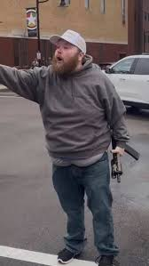 DaMillennialEye's tweet photo. @AlphaMageSos @brynnposting LMFAO THEY SEE THEMSELVES AS JACKED https://t.co/ZesdyOMwjm