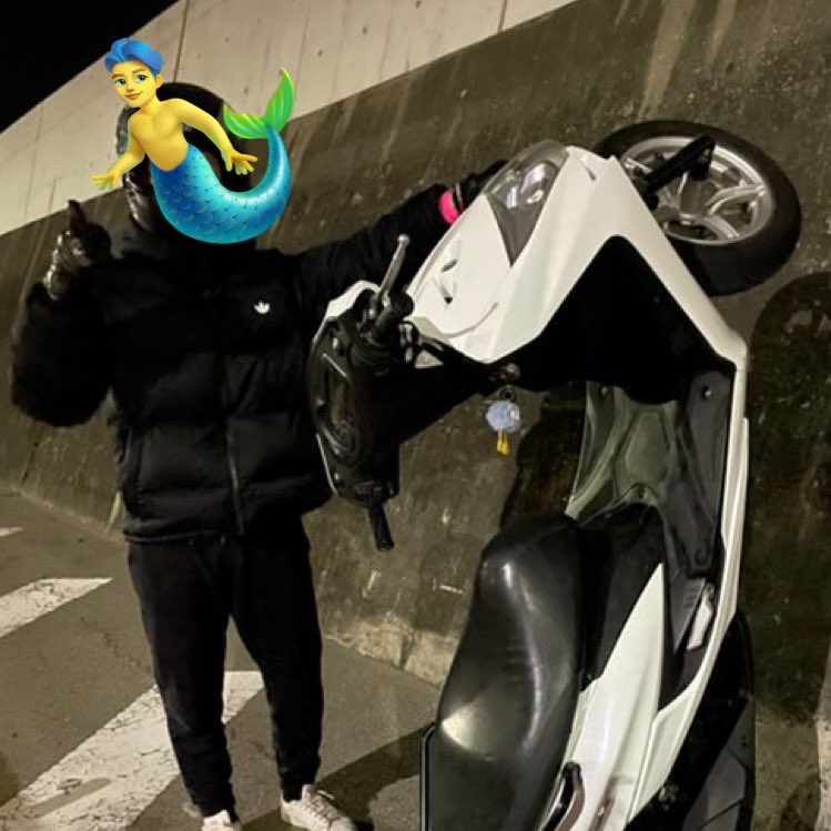 toropipi's tweet photo. 風船飛びましたので更新どす

名前：なおとと
性別：︎︎♂
年齢：21
身長：177
住み：ﾆﾎﾝ
愛車：シグナス、R7
一言：三度の飯よりパーツクリーナー https://t.co/P9YBnn1IxN